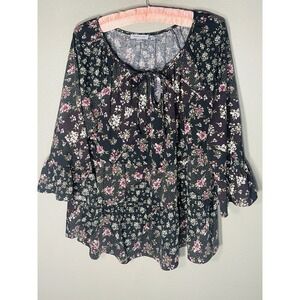 Floral & Ivy Floral Boho Flutter 3/4 Sleeve Size Large Blouse, Round Neck W/tie